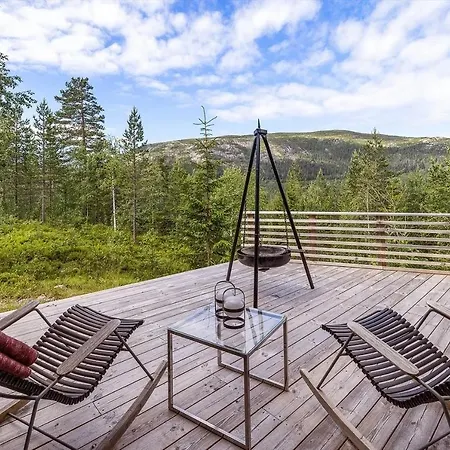 Family With Panoramic View Near Vikerfjellet * Honefoss