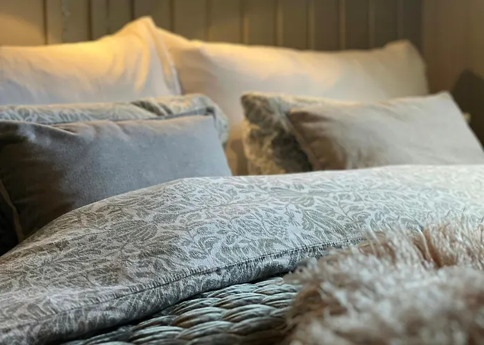 Family With Panoramic View Near Vikerfjellet Hébergement de vacances Honefoss